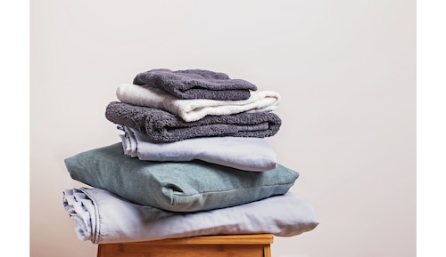 Miss Manners: Tactful ways to address laundry habits with your sister